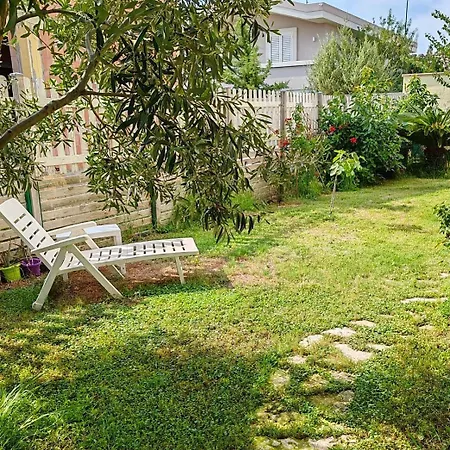 Relax & Fun Apartman Sìnnai